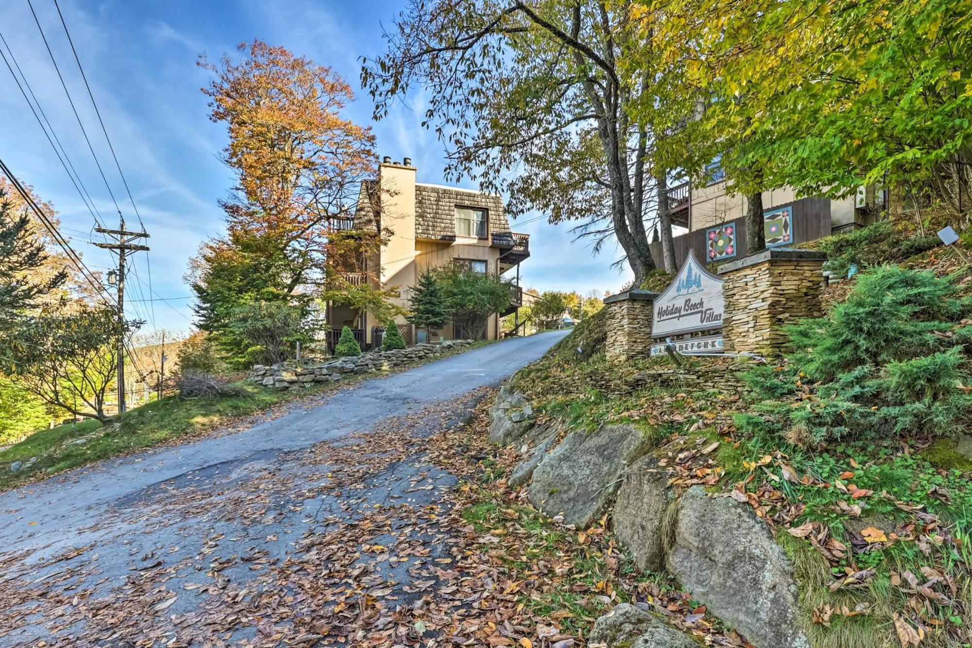 Beech Mountain Studio With Balcony Less Than 1 Mi To Skiing! Bagian luar foto